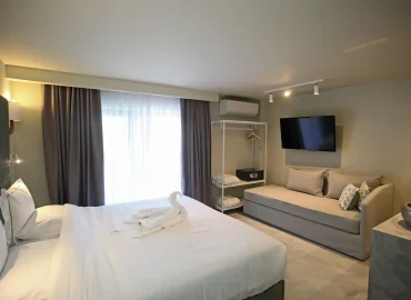 1. Athinais Hanioti Luxury Apartments Superior (100) Hanioti, Halkidiki, 63085, Central Macedonia, Greece 100 Superior 1